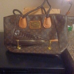 Louis Vuitton Brown and Gold Tote with Structured Design